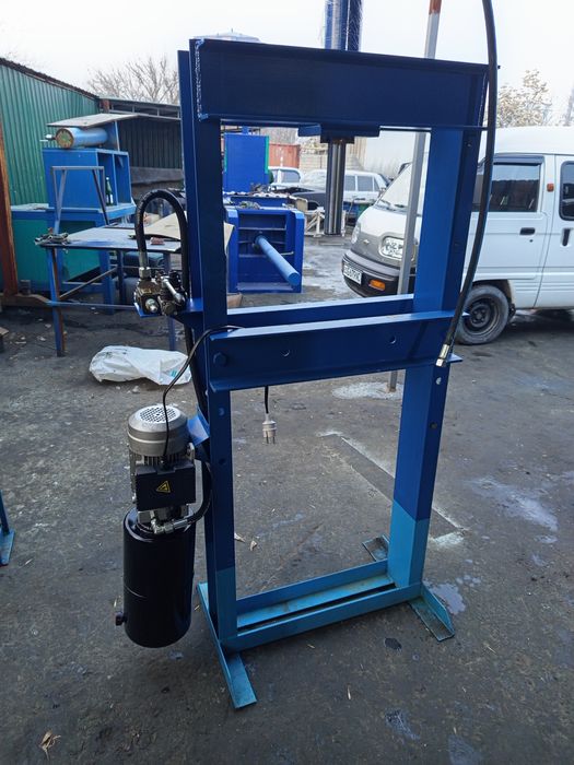 Пресс гидравлический