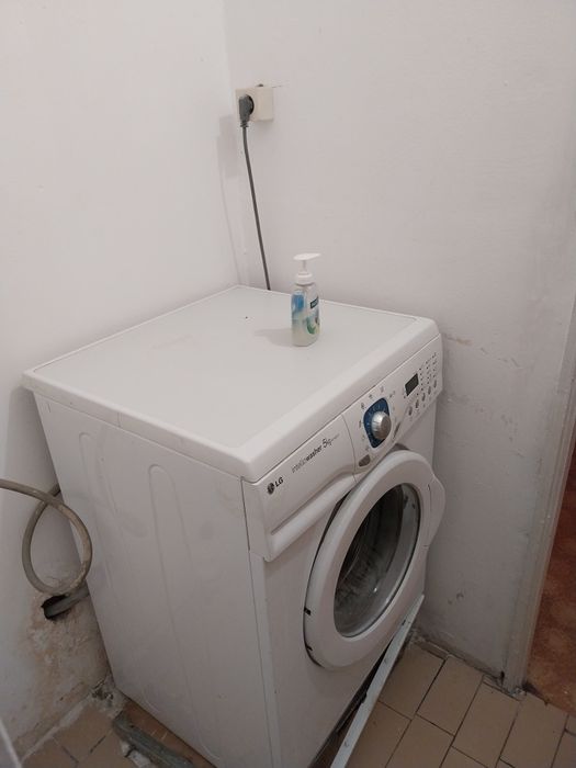 Продава се Тристаен апартамент в Пловдив, Каменица 2 - 68 кв.м за 1839 €/кв.м - Снимка #3