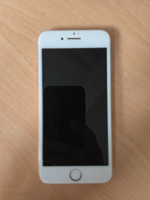 IPhone 8, 64GB, alb
