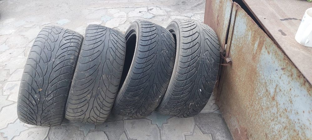 Продаю резину на 16