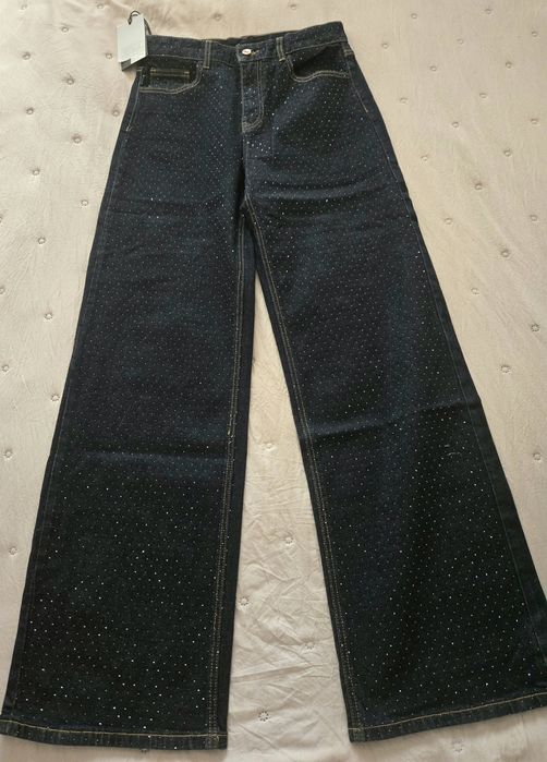 Нови дънки с камъни