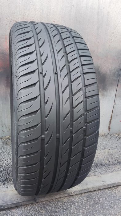 1бр. лятна гума 225/50/17 Platin Germany 
dot22
7.8mm
Много добро съст