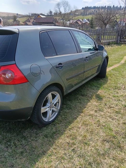 Golf 5 An .2005