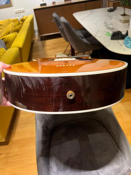 Акустична китара Epiphone Ej- 200 Coupe