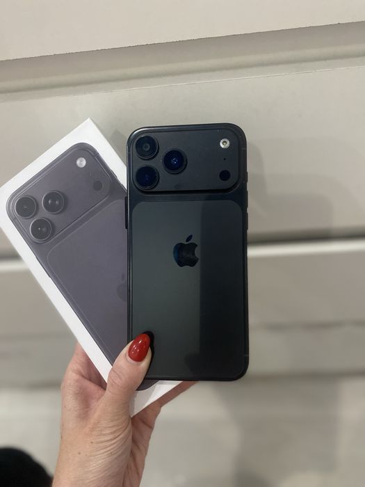Продам Iphone 17 Pro  Max