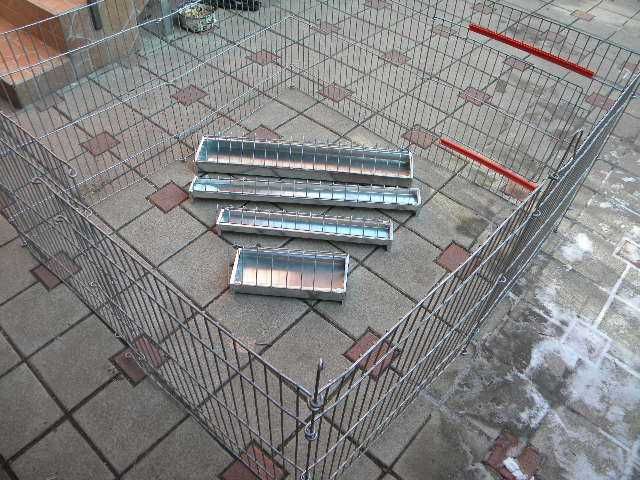 Hranitotoare porumbei din tabla zincata