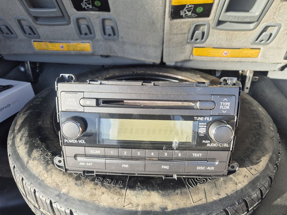 Штатной магнитола