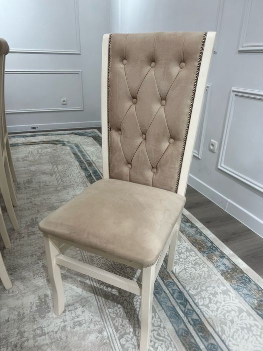 Стол/ Стулья/ Стол для гостиной