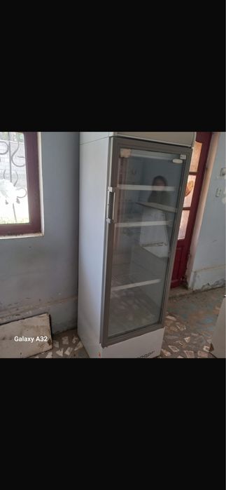 Холодильник, ветринный