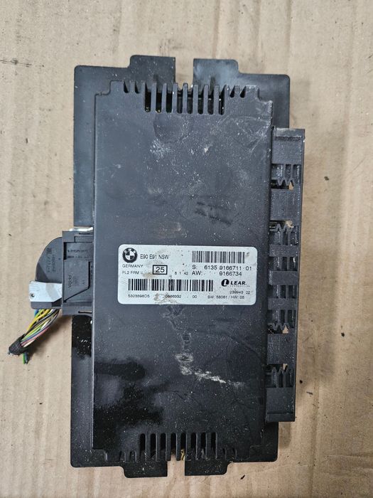 Части за БМВ Е90