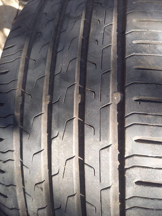 Vand 1 set cauciucuri Continental  235/50/R19 vara