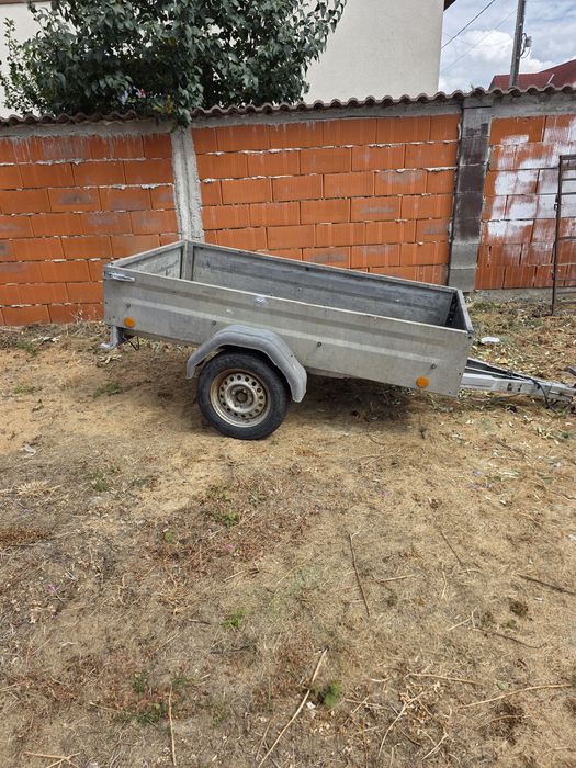 Vând Remorcă auto BOCKMANN 750 kg