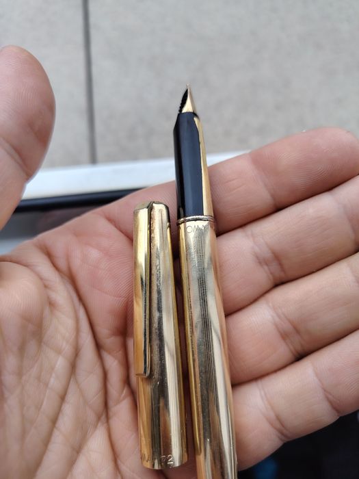 Stilou OMAS 72 cu peniță din aur