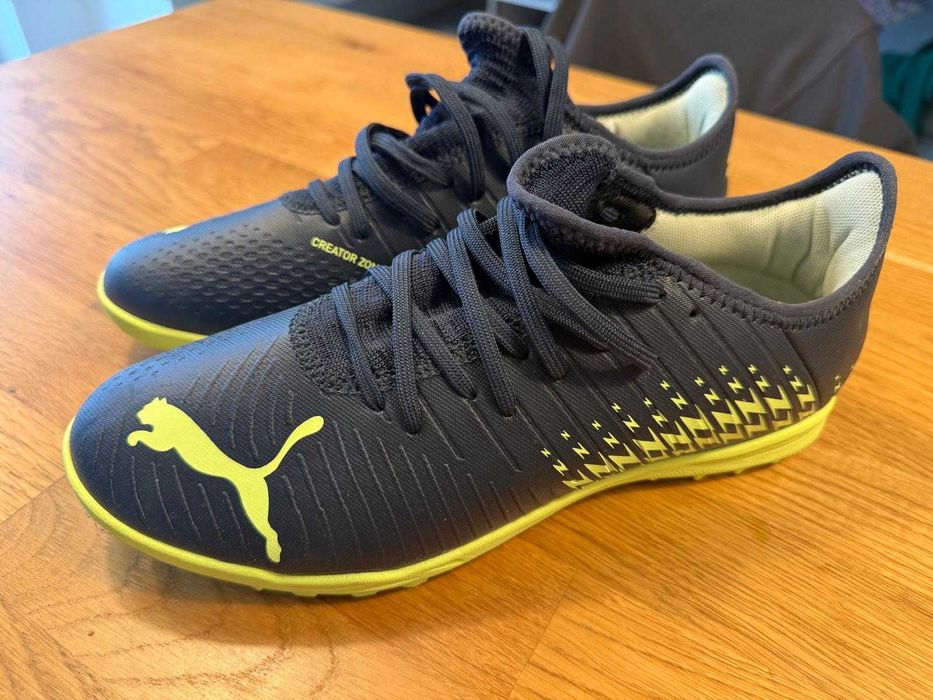 Ghete fotbal PUMA Creator Zones noi nr. 42