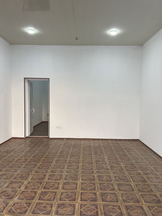 Помещение  в доль дороги 168 кв срочно +бонус 232кв подвал