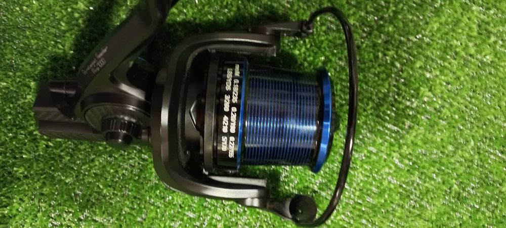 Макара   FL Pro    Strategist Feeder 8000