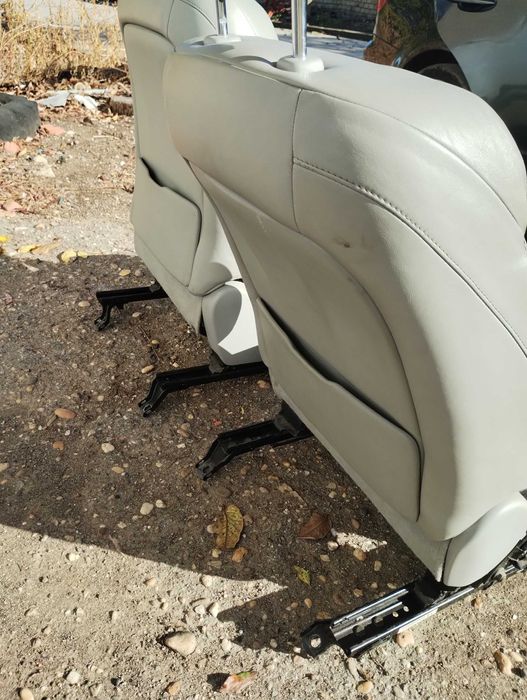 Предни седалки за лексус ис гр. Полски Тръмбеш • OLX.bg