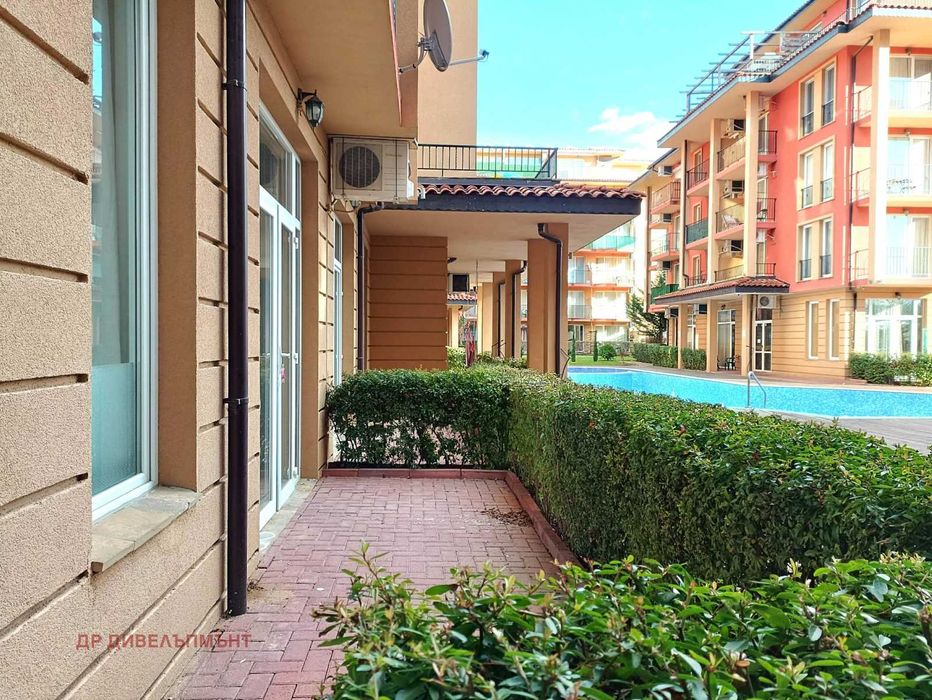 Дава се под наем Двустаен апартамент в к.к. Слънчев бряг - 52 кв.м за 178.5 € - Снимка #13