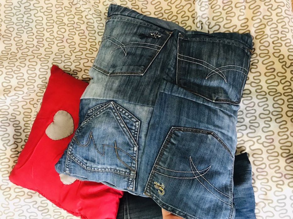 Нови дънкови възглавнички, интересен модел -  3бр.само за 9.90