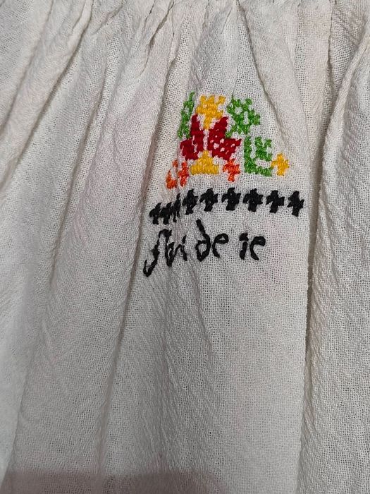 Ie românească autentică