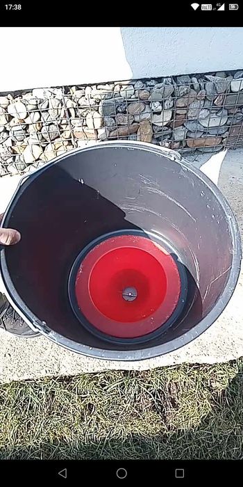 Hrănitoare(H-4)Pentru găini,porumbei,curcani.