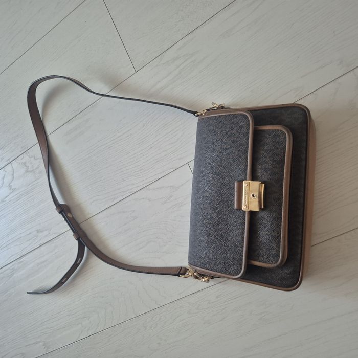 Дамска чанта Michael Kors