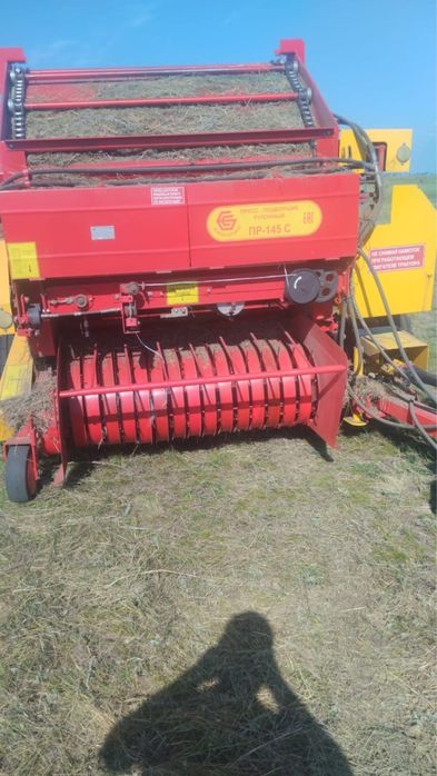 Тюки. Рулоны. Сено