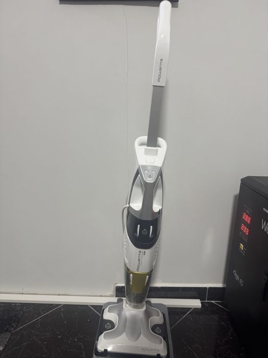 Aspirator Rowenta in stare perfecta de functionare