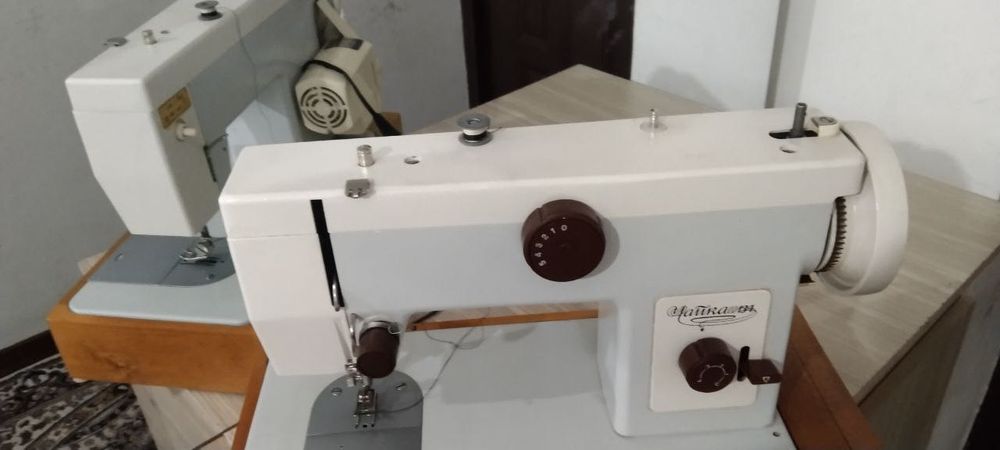 Продаю Швейную машину .