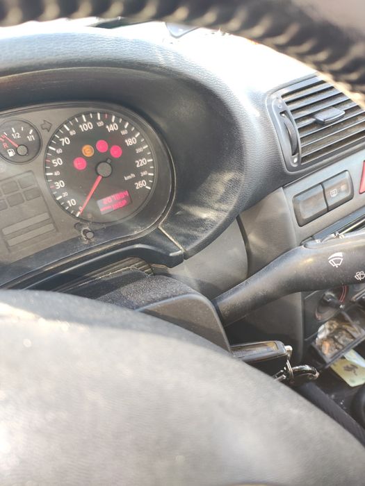 Vând audi 3 1.6 benzina