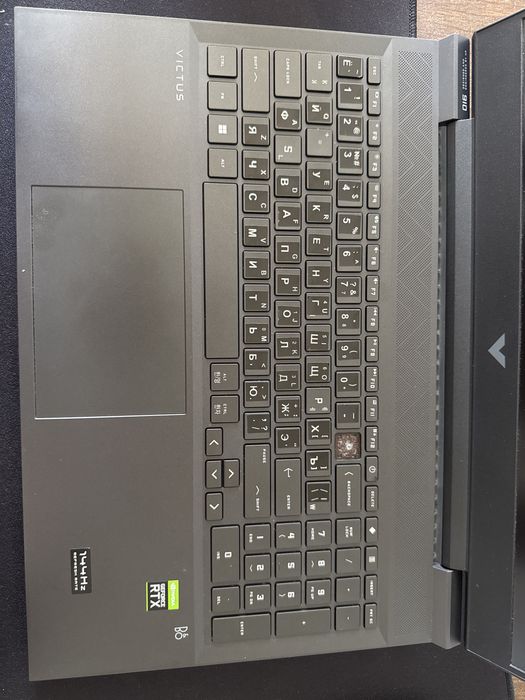 Лептоп victus 16 на 4td ssd