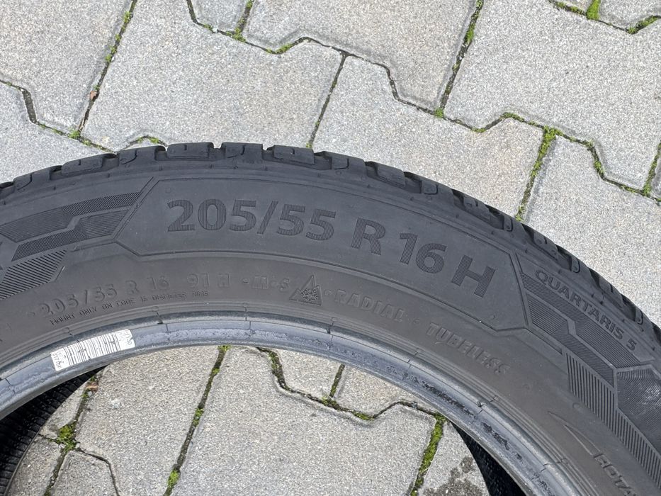 4 бр Почти нови всесезонни гуми Barum Quartaris 205/55/16