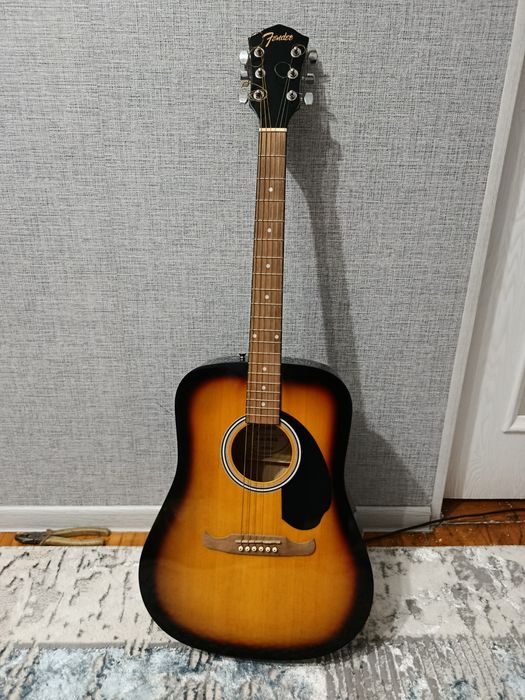 Акустическая гитара Fender