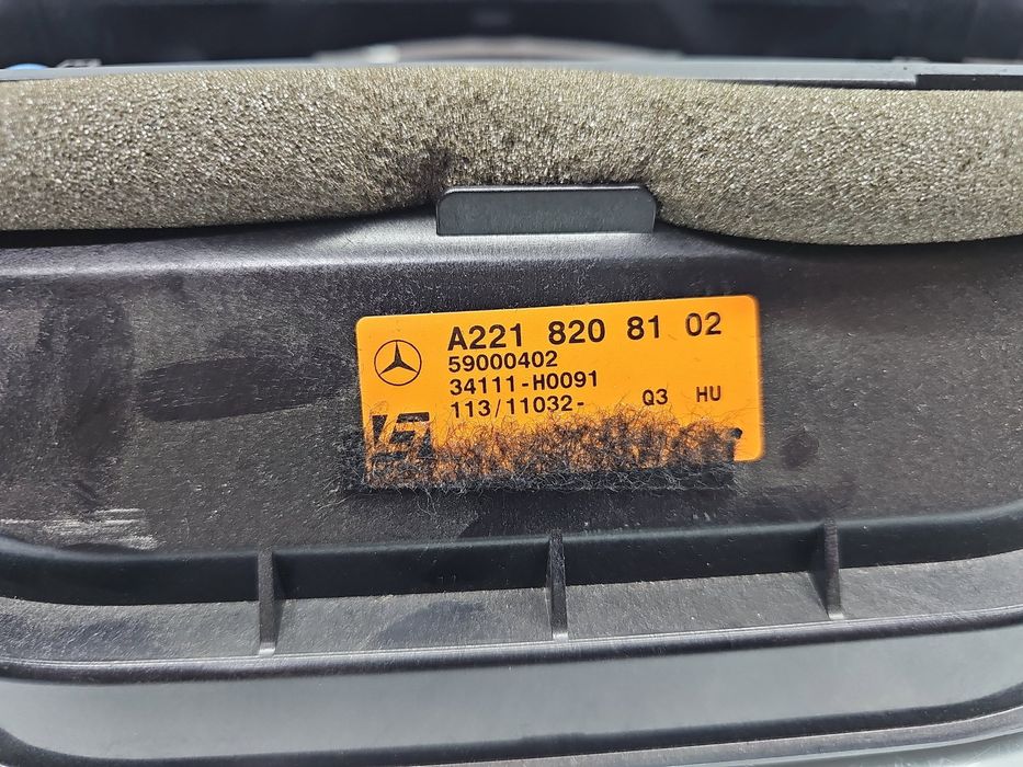 Subwoofer Mercedes Clasa S (W221) [Fabr 2005-2013] A2218208102