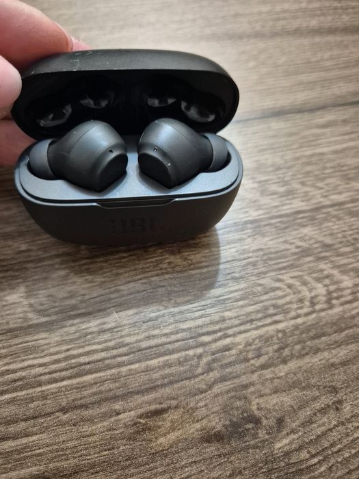 Casti JBL wave200TWS