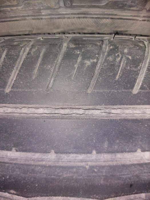 Шины летние DUNLOP 225/60/18