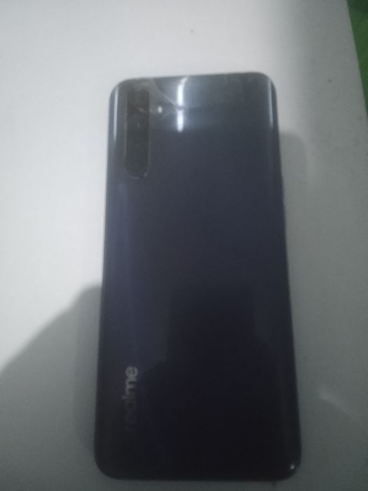 Продам телефон  срочно