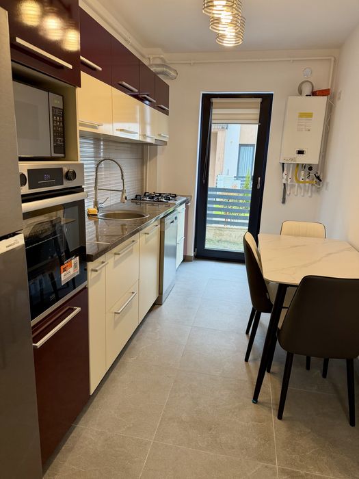 Apartament 2 camere , gradina proprie, parcare