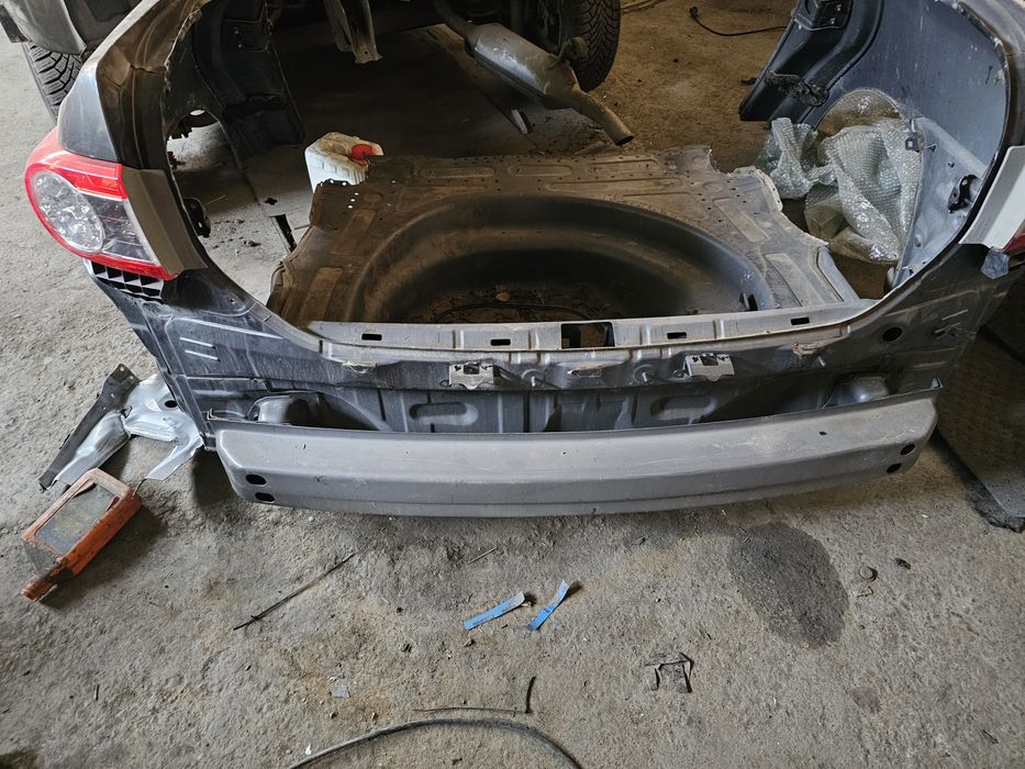 Тойота королла американец 1.8 корыто, тазик, ванночка.