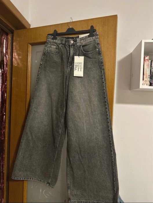 Blugi/ jeans/ pantaloni/ denim Stradivarius