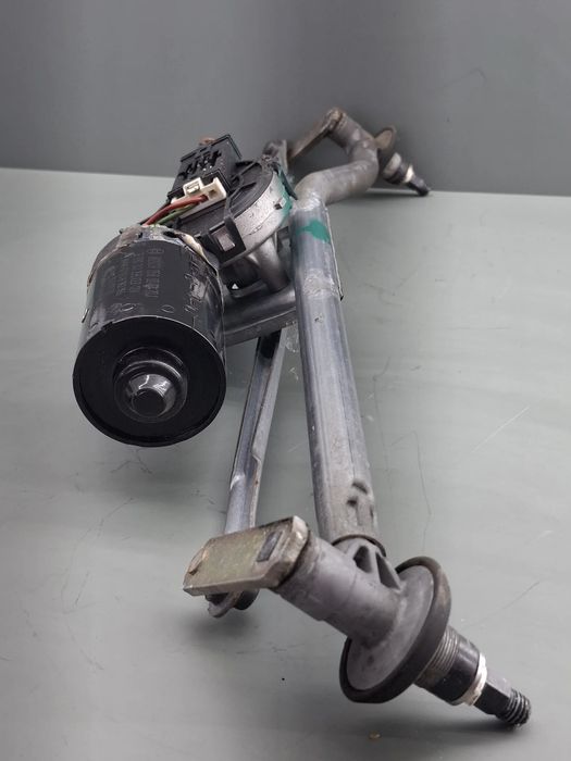 Ansamblu stergatoare parbriz volan pe stanga 0 390 241 355 BMW Seria 3