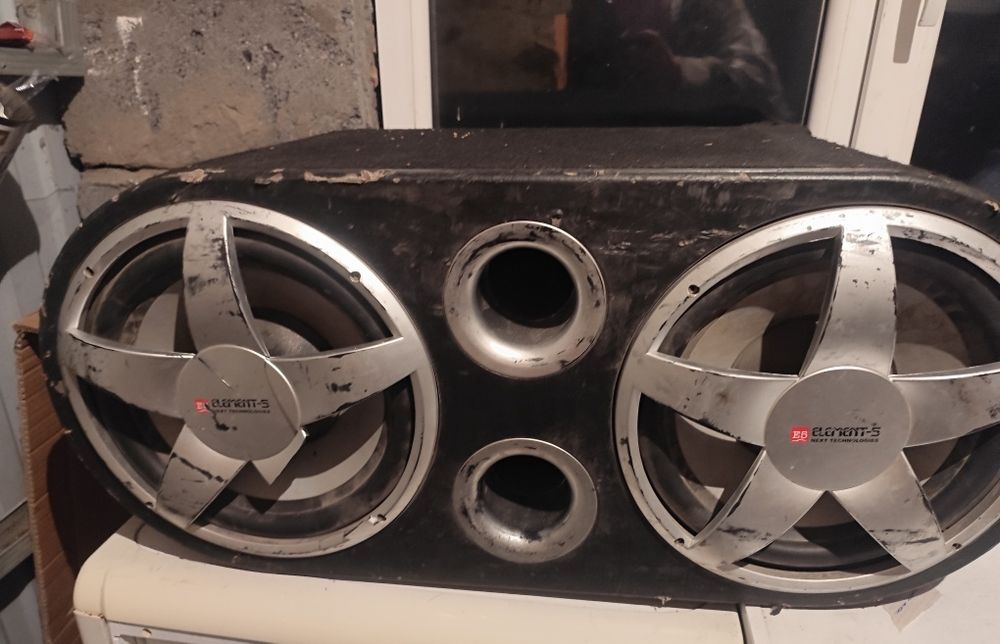 Продам сабвуфер и колонку