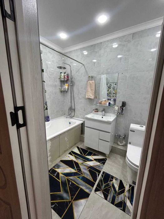 Salamatina,2/2/9, 51м2  Ориентир: Саламатина  под ключ !!