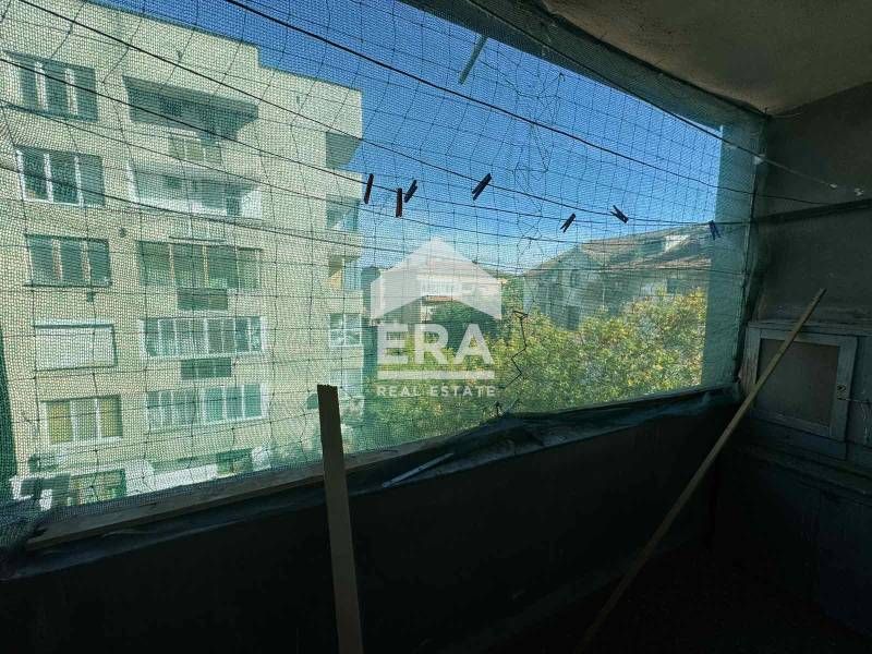 Продава се Тристаен апартамент в Хасково, Дружба 1 - 77 кв.м за 1096 €/кв.м - Снимка #4