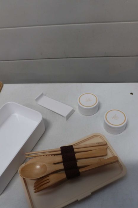 Umami Bento Box, многофункционална кутия за обяд с 4 прибора