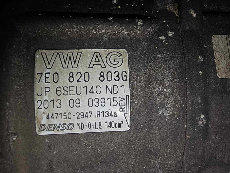 Compresor AC  Volkswagen T5 7E0820803G
