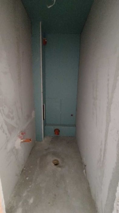 Продава се Тристаен апартамент в Варна, Аспарухово - 100 кв.м за 1370 €/кв.м - Снимка #8