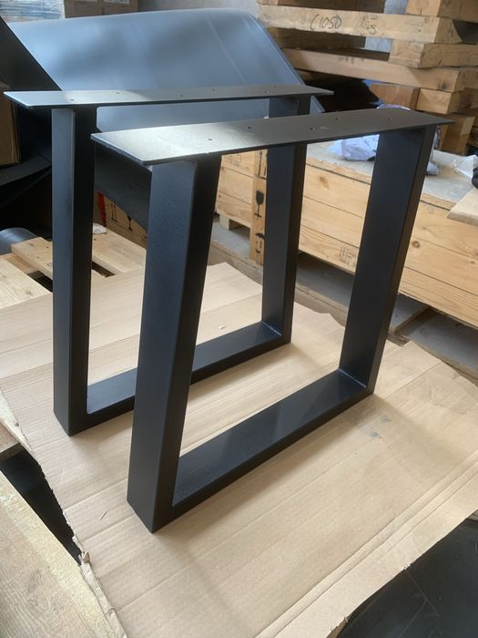 Метални крака за маса