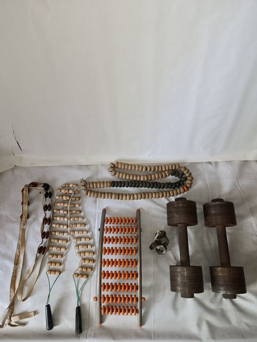 Гантели и массажёры.100000сум