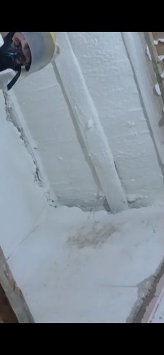 Izolație eficienta cu spumă poliuretanica